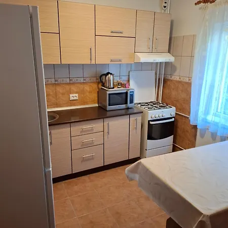 Orsova Apartment